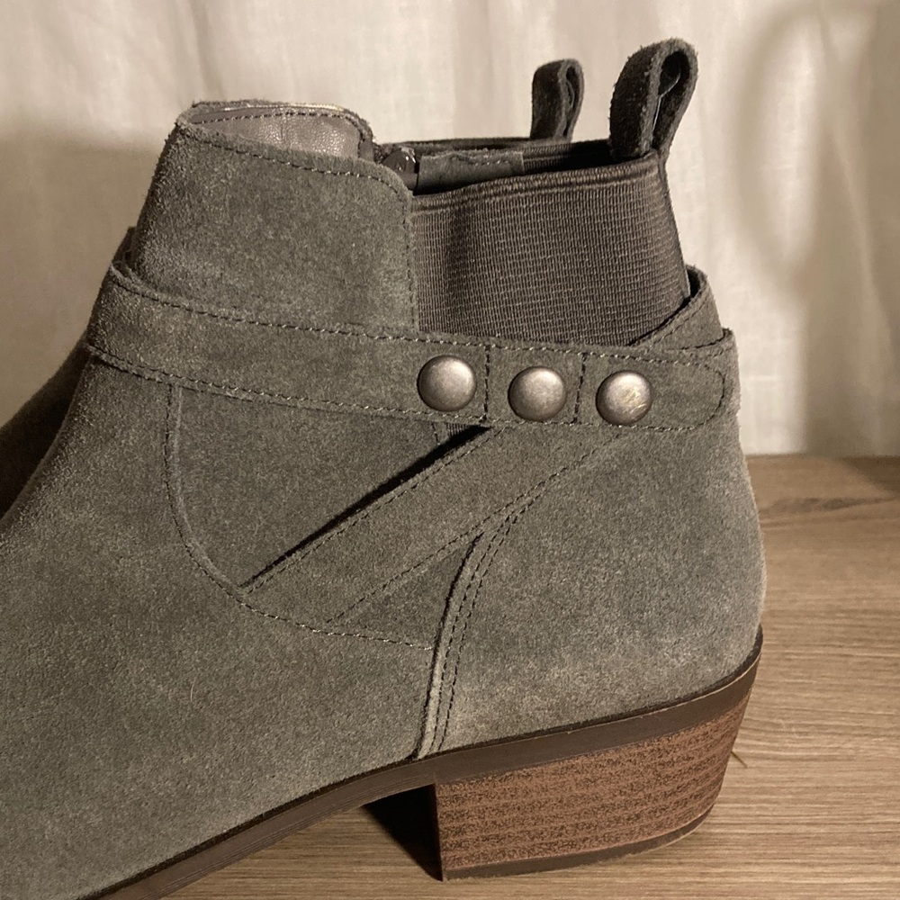 Kensie Gemella Charcoal Suede leather Ankle Booties 9 - Picture 4 of 15